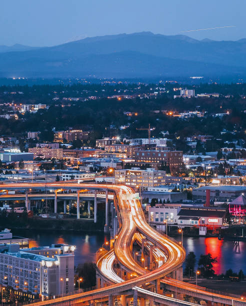 istock Portland Oregon Nights 1188487195