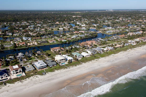 istock Living in Florida 1188500353