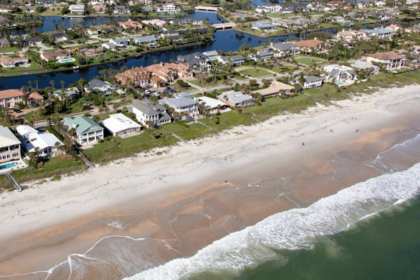 istock Living in Florida 1188500438