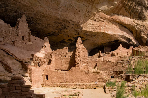 istock Mesa Verde NP - Wetherill Mesa - Long House Internal Walls Beneath the Cliff 1188531275