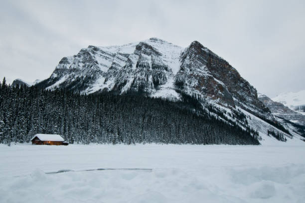 istock Beautiful Lake Louise in winter 1188532145