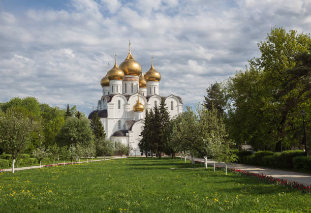istock Assumption Cathedral in Yaroslavl 1188581742