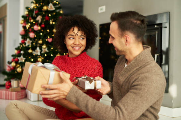 istock Couple sharing the Christmas presents 1188616826