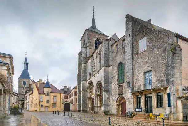 Square with Saint Lazare Church in Avallon downtown, France