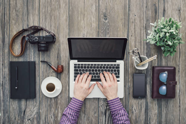 istock Hipster photographer 1188624035