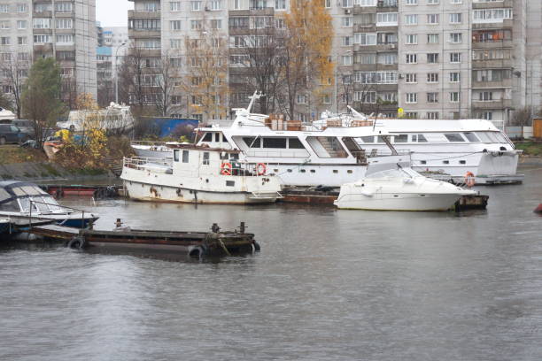 istock Boat mooring on a rainy day 1188700331