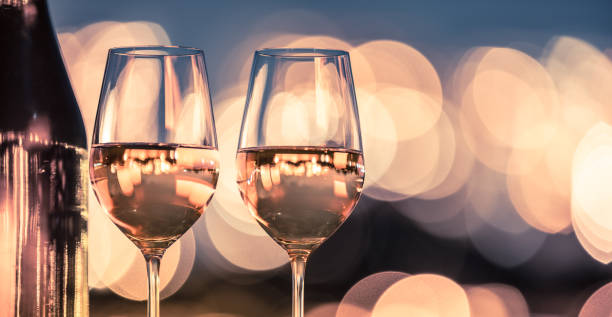 Wine in the night city