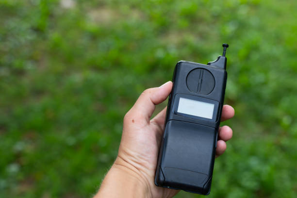 istock Retro mobil phone 1188791485