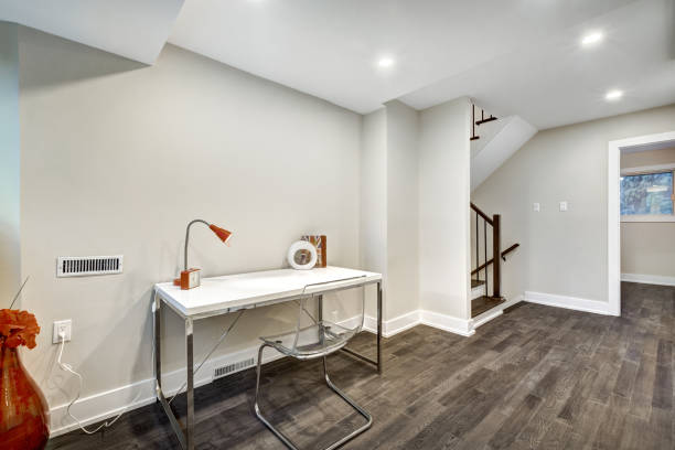 istock Canadian house in Montreal's suburbs 1188796500