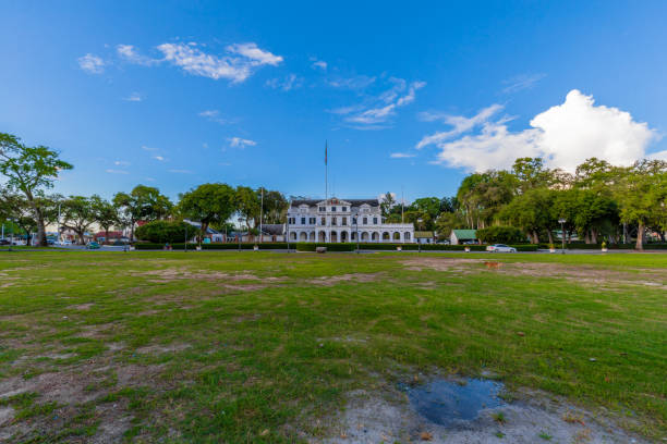 Paramaribo Suriname Presidential Palace On Independence Square. The Presidential Palace In The Capitol Of Suriname caribbean community and common market stock pictures, royalty-free photos & images