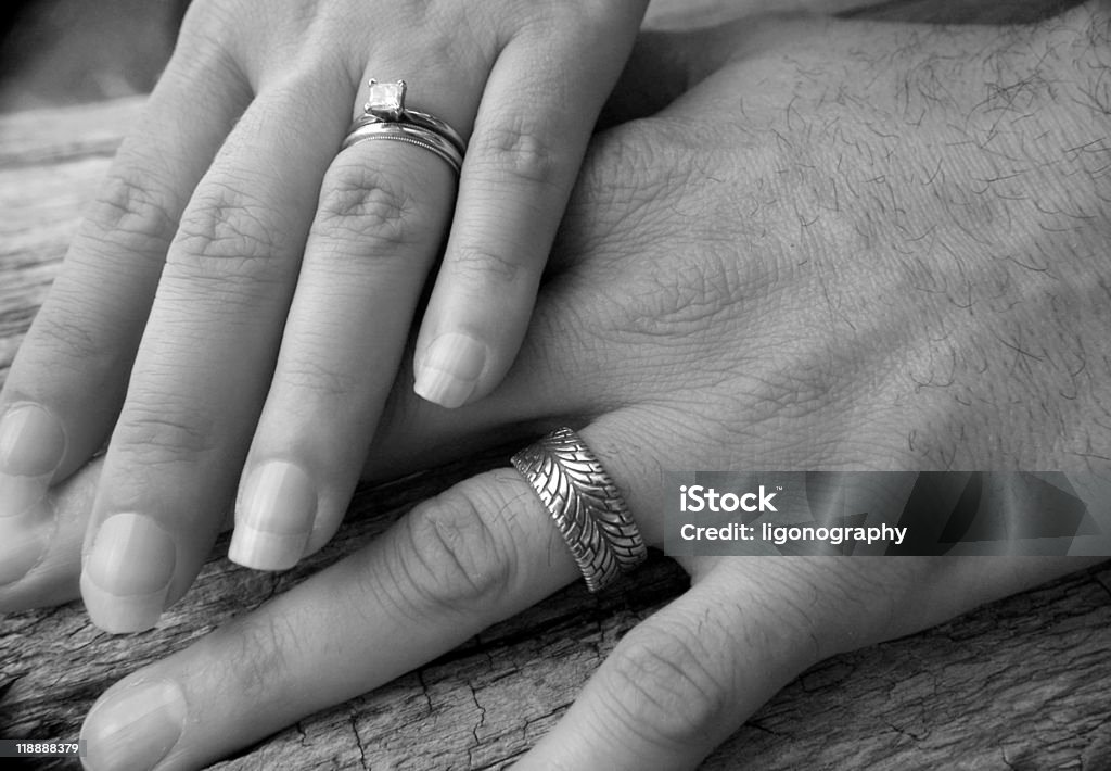 Руки брака - Стоковые фото Алмаз роялти-фри
