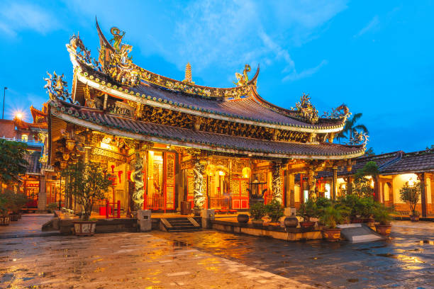 istock Baoan temple in Taipei 1188897864