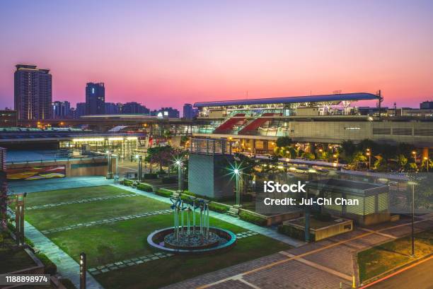 Taoyuan Hsr Station Stock Photo - Download Image Now - Taoyuan City, Taiwan, Airport