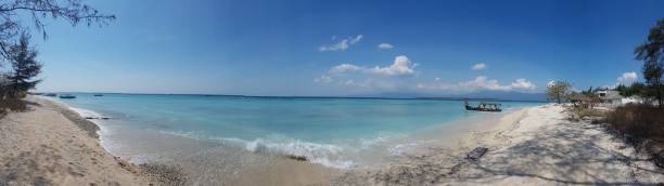 istock Gili Island - Panoramic view of a heavenly beach 1188931339