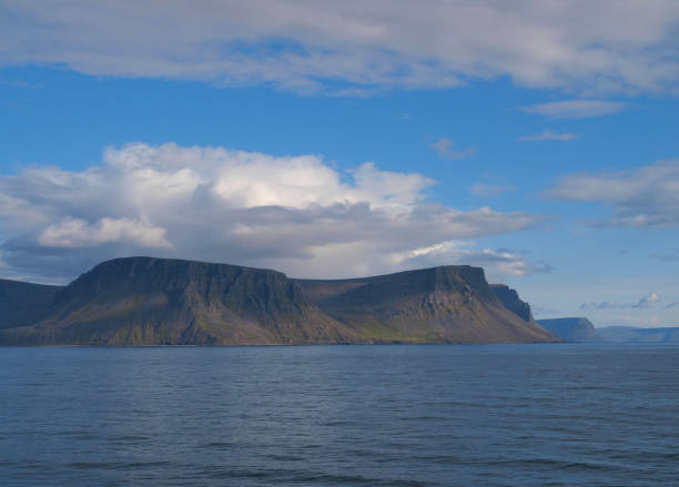 eyjafjordur fjord, islandia - nordic countries europe island fjord zdjęcia i obrazy z banku zdjęć