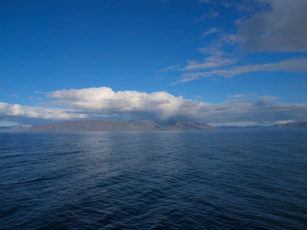 eyjafjordur fjord, islandia - nordic countries europe island fjord zdjęcia i obrazy z banku zdjęć