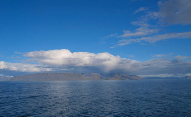 eyjafjordur fjord, islandia - nordic countries europe island fjord zdjęcia i obrazy z banku zdjęć