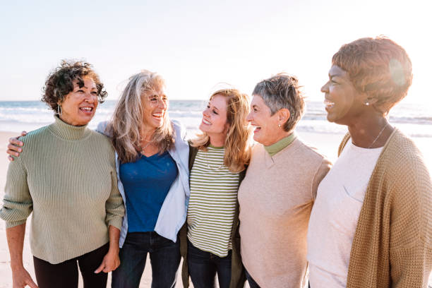 istock Never late to find retirement  friends 1189017794