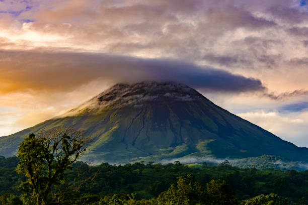 istock Arenal Volcano, Costa Rica 1189027316