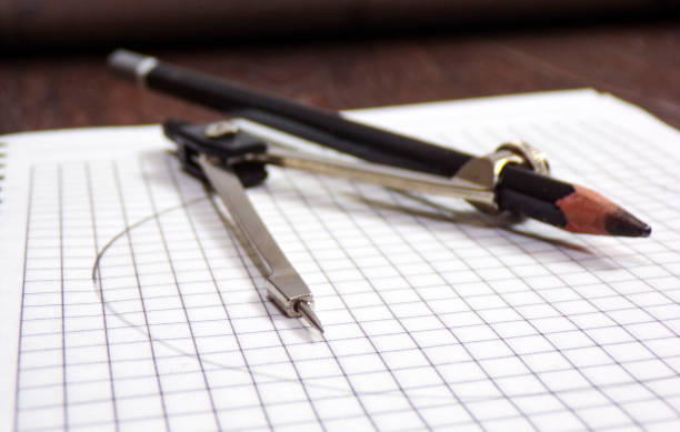 compasses with a pencil for drawing drawings - plan c imagens e fotografias de stock