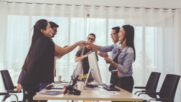 istock Successful business people celebrating success. 1189062909