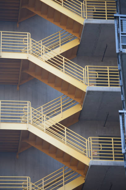 istock Details on modern architecture of a megapolis 1189066664