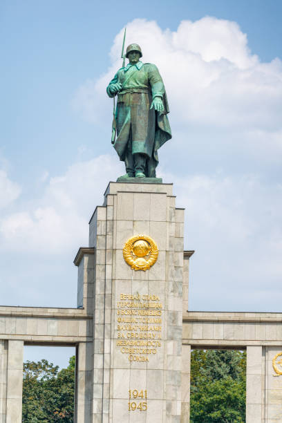 istock Soviet War Memorial in Treptower Park, Berlin, Germany 1189070194