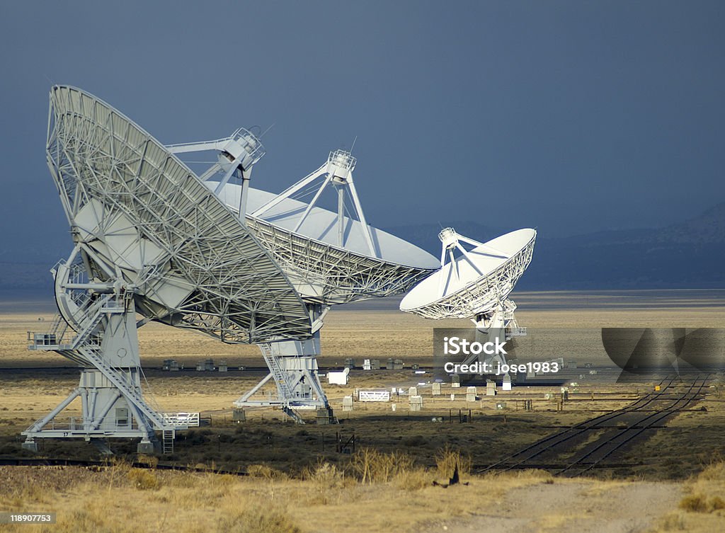 Foto di Radio telescopi - Foto stock royalty-free di Alieno