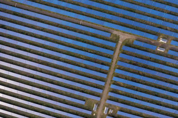 istock Aerial view of solar panels 1189083386