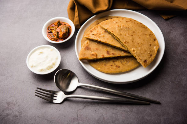 istock Sattu Ka Paratha / Stuffed Channa Dal Flour Paratha 1189083965