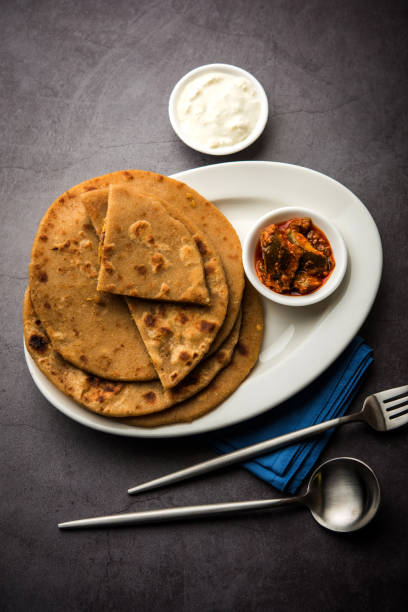 istock Sattu Ka Paratha / Stuffed Channa Dal Flour Paratha 1189084444