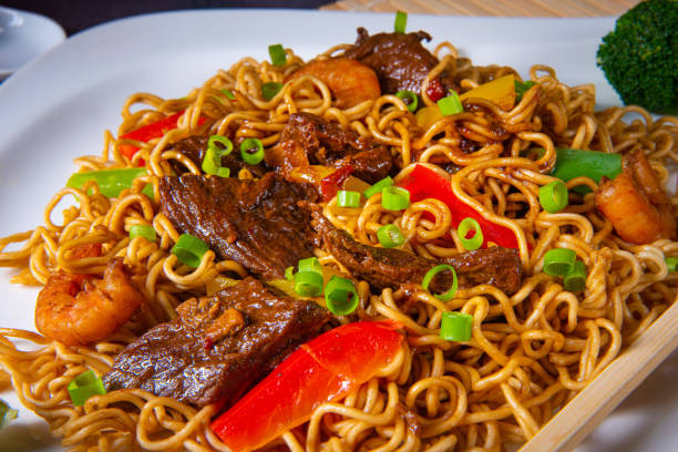 istock Fried Mie noodles with beef and vegetables. 1189107624