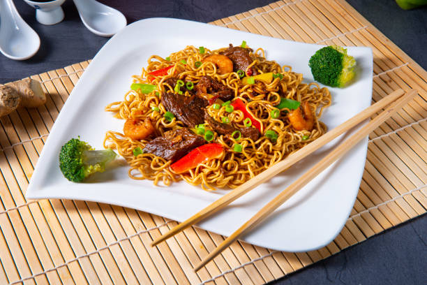istock Fried Mie noodles with beef and vegetables. 1189107788