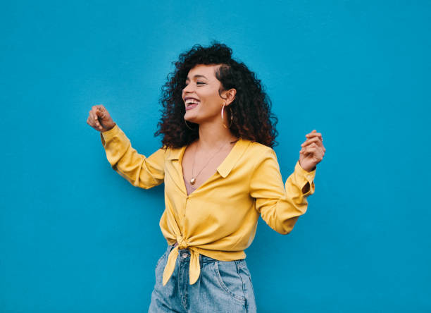 istock Do you hear that song? 1189143088