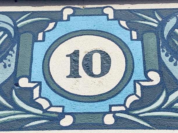 istock House number ten, art nouveau 1189146201