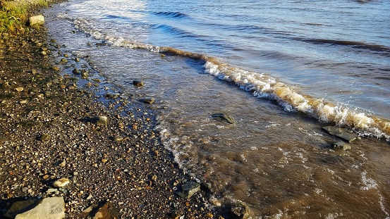 Rocky beach of the Hudson River