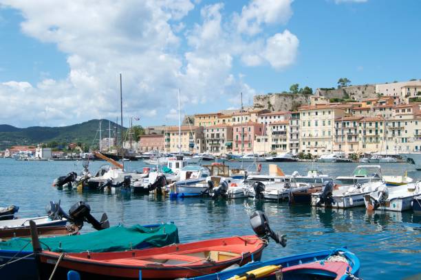 istock Sea and boats 1189164691