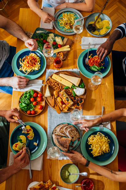 istock People Eating Delicious Food 1189167940