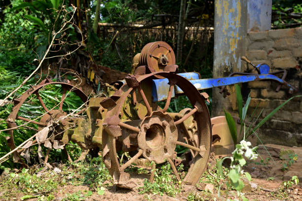 istock Vintage old rusty iron wheels of a tractor. selective focus. 1189183468