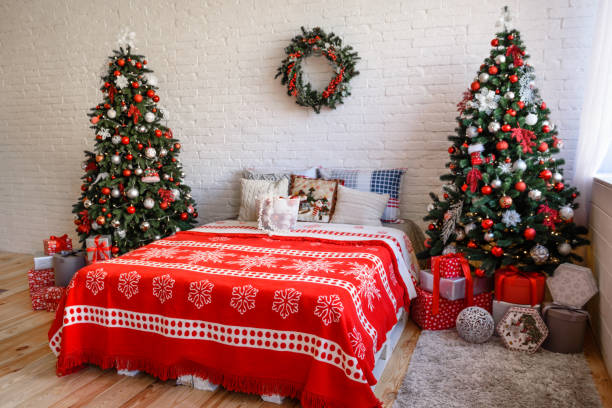 istock Beautiful holiday decorated room with Christmas tree with presents under it 1189183603