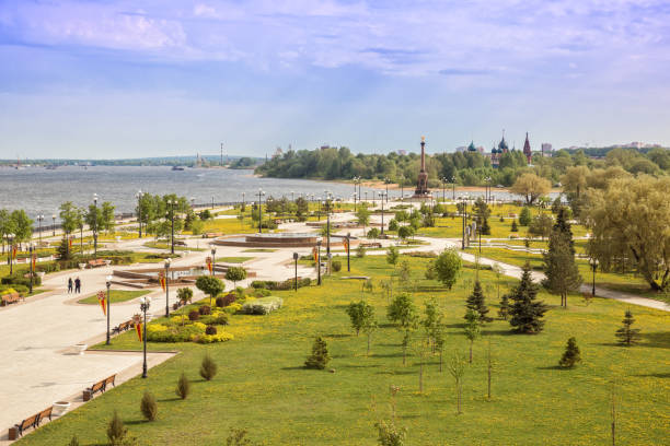 istock View of Strelka Park in Yaroslavl 1189189888