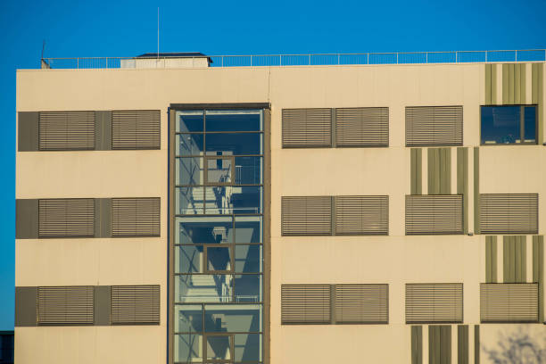istock Wall of office building with closed windows. Modern exterior. 1189205158