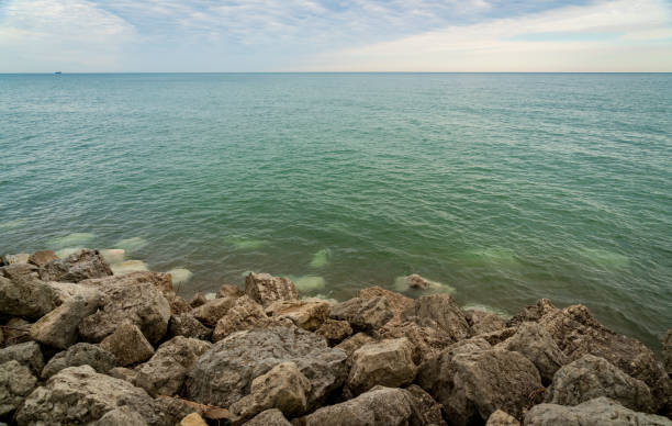 istock Coastline at Indiana Dunes National Park 1189212567
