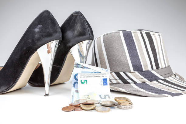 istock money needed for shoes 1189270788