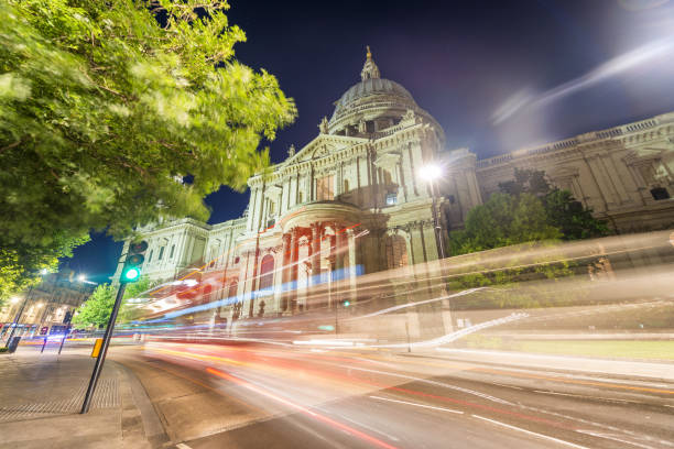 istock Bus light trails along St Paul Cathedral at night - London 1189288057