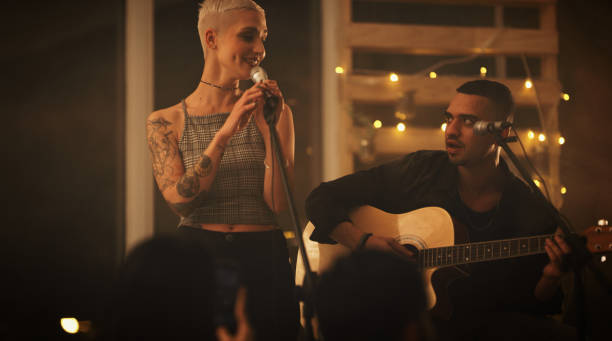 istock Singing their most popular tunes 1189316238