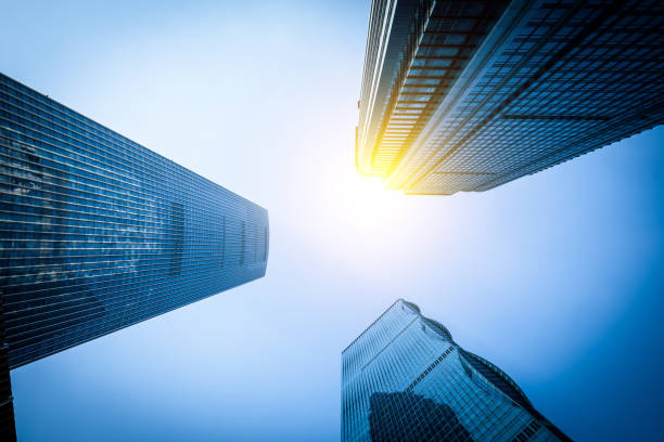 istock Low angle shot of modern architecture 1189319744