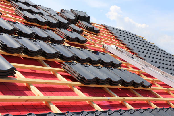 istock New roof covering in progress 1189324681