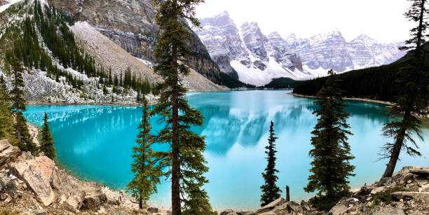 istock Moraine Lake in Banff National Park 1189347925