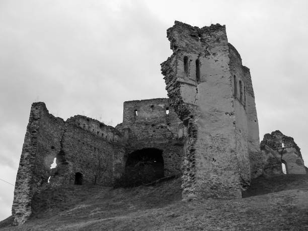 istock Ruined stronghold 1189352193